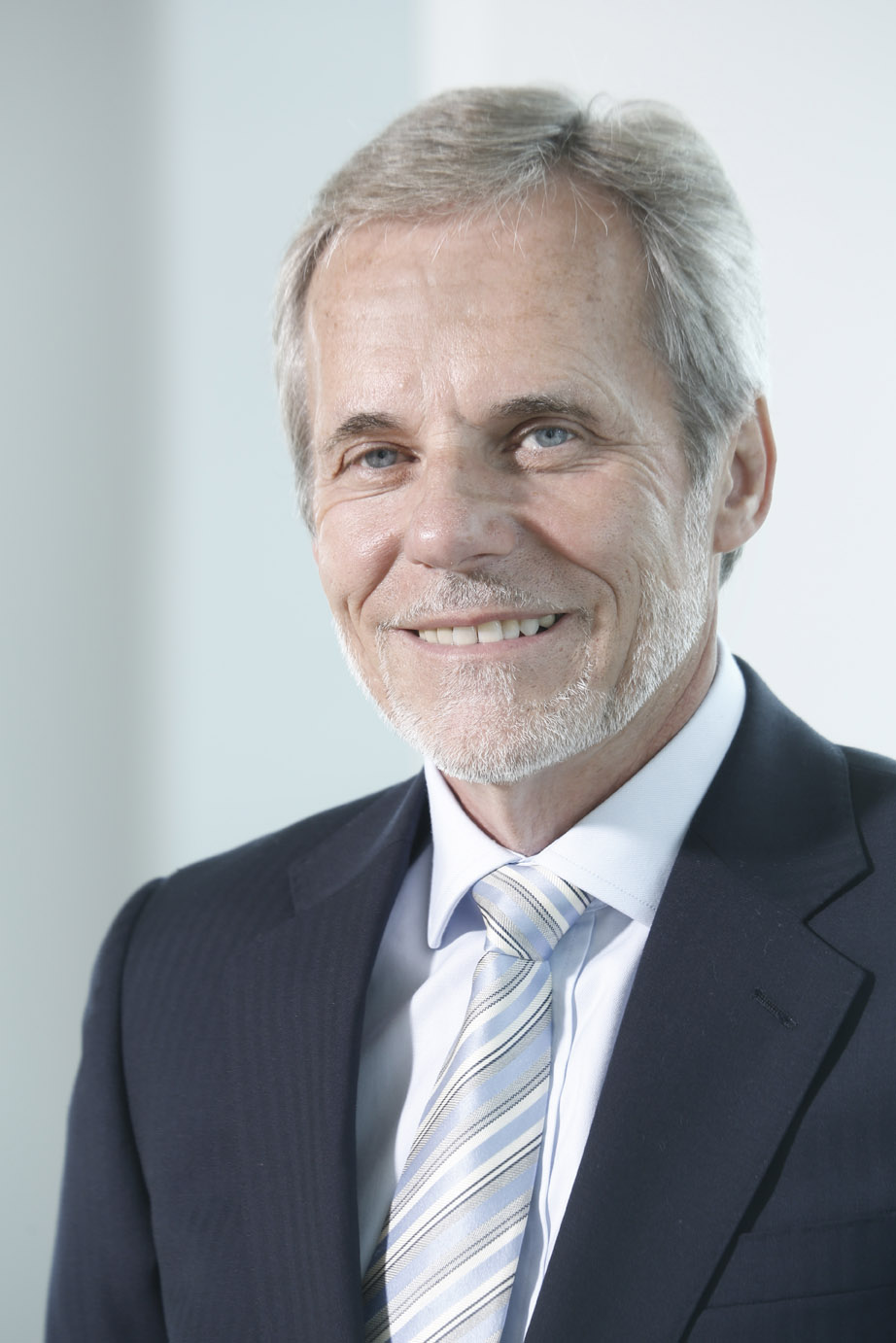 Medherant Announces Appointment of New Chair