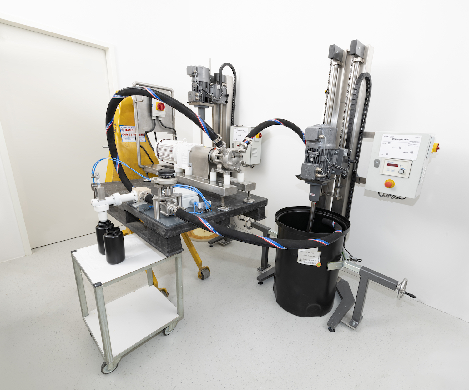 Certa Sine pump makes transporting high-viscosity 3D printing materials easy