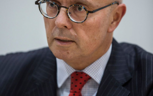 Simon Dukes